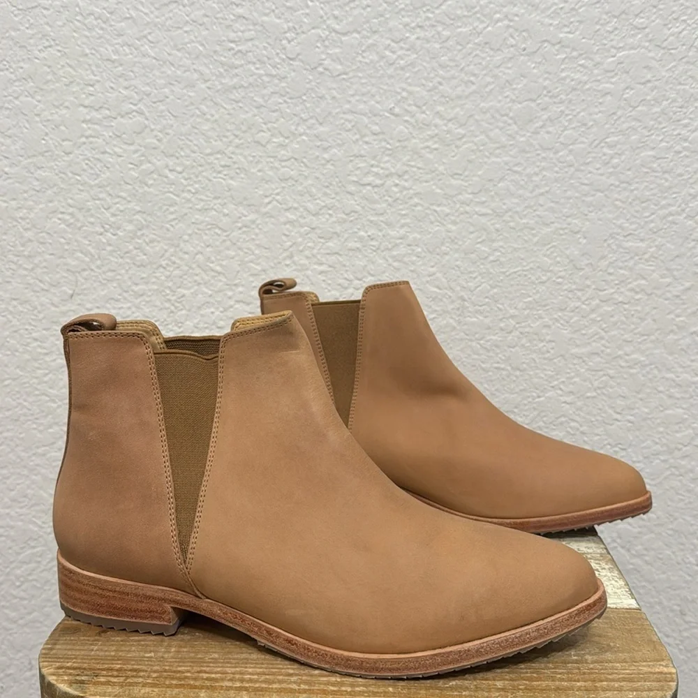 Nisolo Tan Ankle Boots - Picture 3 of 7